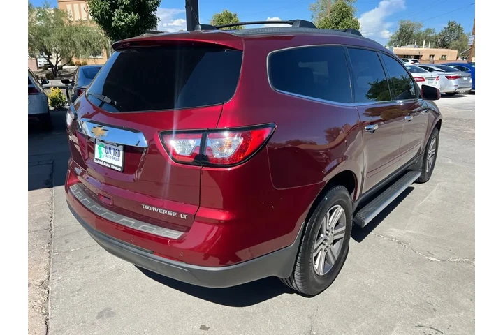 2016 Traverse 2LT FWD image 5