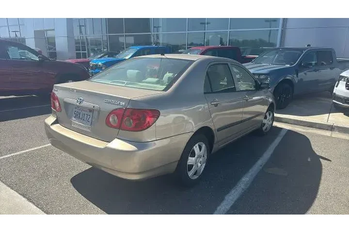 $11888 : Toyota Corolla 2006 S 4dr Se image 2