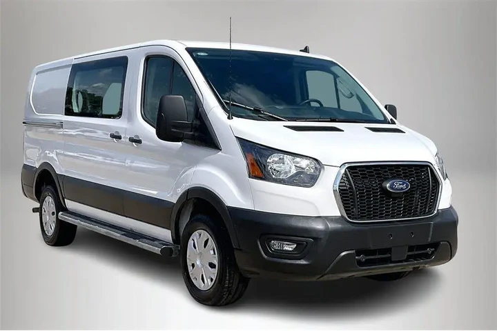 $26500 : Ford Transit 2023 250 3dr SW image 1