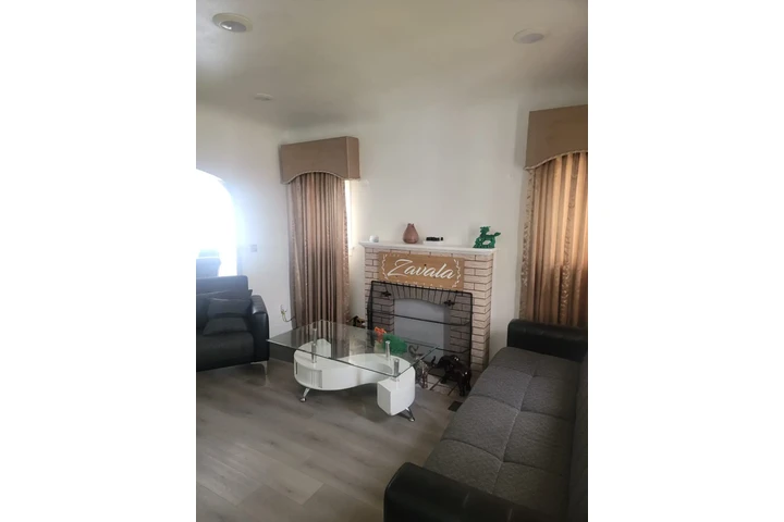 $3300 : Se Renta casa para una familia image 9