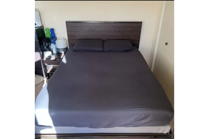 $200 : Cama Tamaño Queen image 2