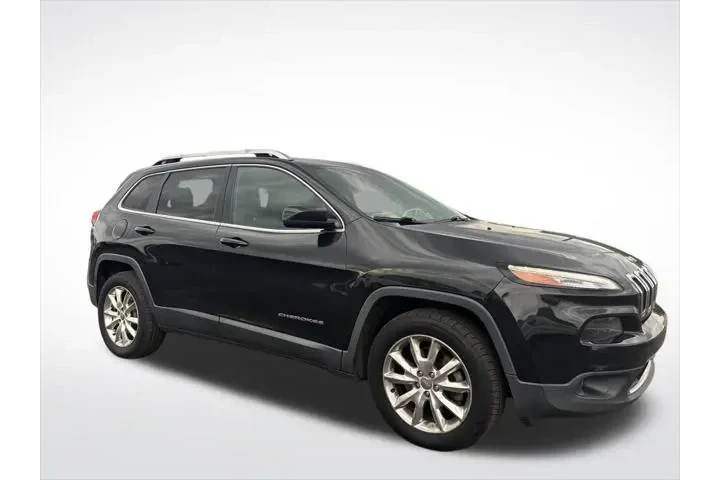 $9000 : Jeep Cherokee 2014 4x4 Limit image 1