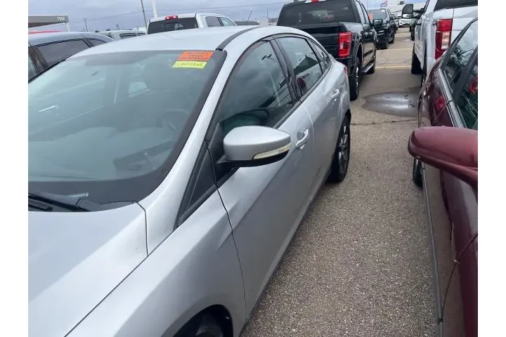 $3500 : Ford Focus 2013 SE 4dr Sedan image 7