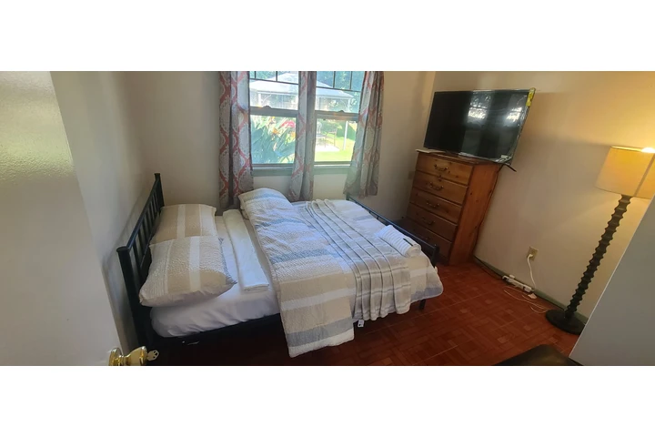 $800 : Rancho Cucamonga cuarto image 4