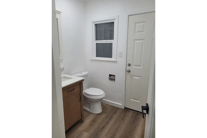 $2600 : 2 Recamaras/2 Baños Casa image 3