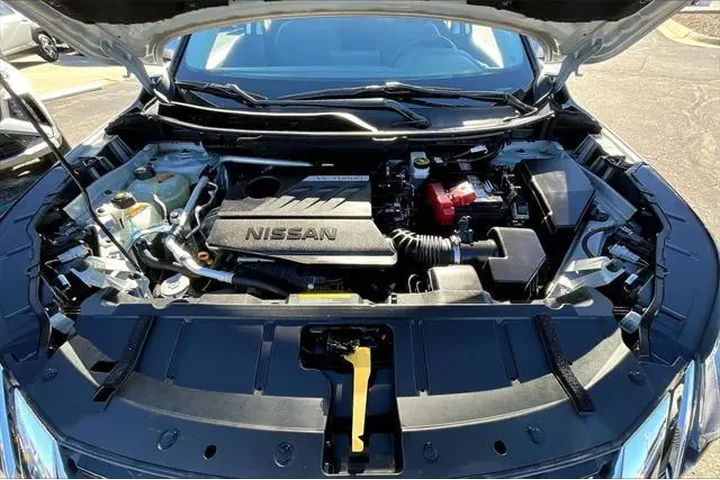 $21275 : Nissan Rogue 2023 SV 4dr Cro image 10