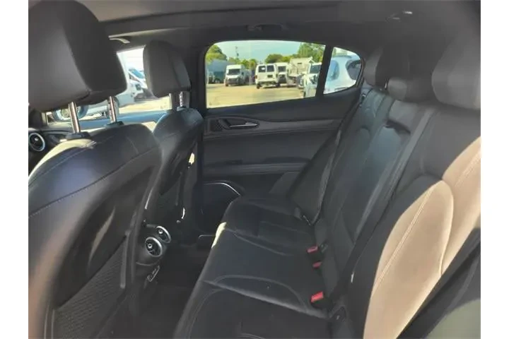 $26991 : Alfa Romeo Stelvio 2023 AWD image 9