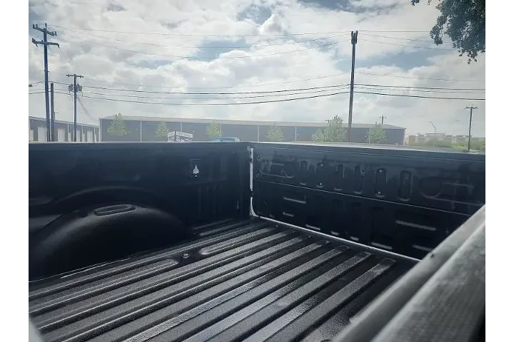 $36998 : Ford F-150 2023 4x4 King Ran image 9