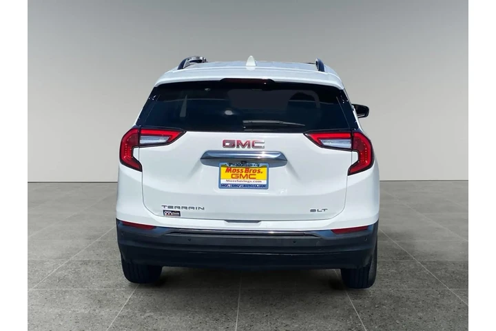 $32581 : GMC Terrain 2024 AWD AT4 4dr image 4