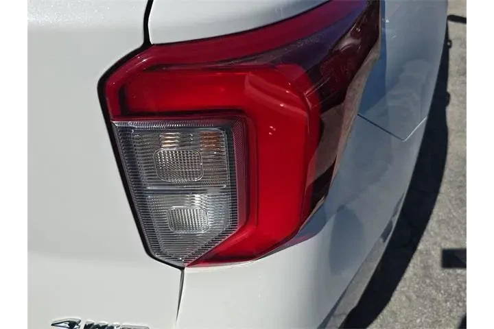 $30990 : Ford Explorer 2022 AWD Timbe image 7