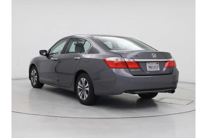 $17998 : Honda Accord 2015 LX 4dr Sed image 2