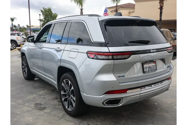 $39025 : Jeep Grand Cherokee 2024 4x4 image 5