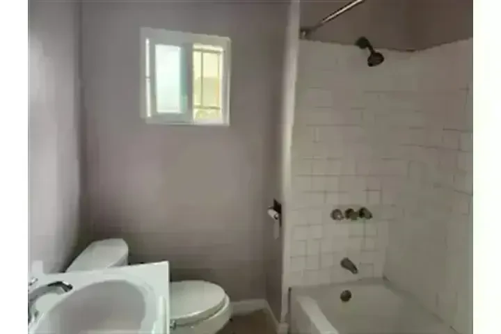 $1675 : APT. 1-RECAMARA/ 1-BAÑO image 5