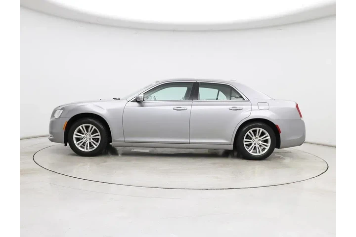 $15998 : Chrysler 300 2016 C 4dr Seda image 3