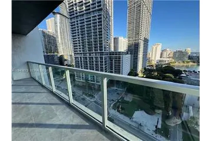 $4800 : Rental property with 2 bedro image 10