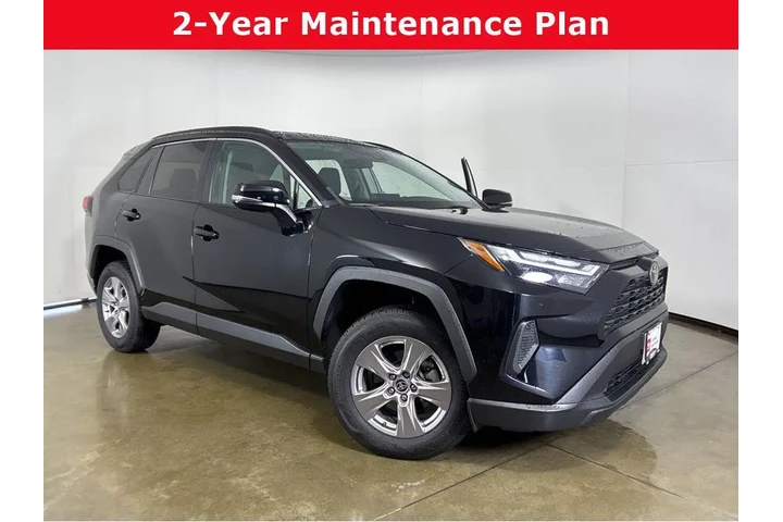 $30989 : Gold Certified2022 RAV4 XLE image 1