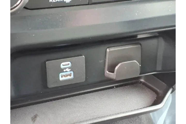 $28988 : Ford F-150 2023 4x2 XLT 4dr image 8