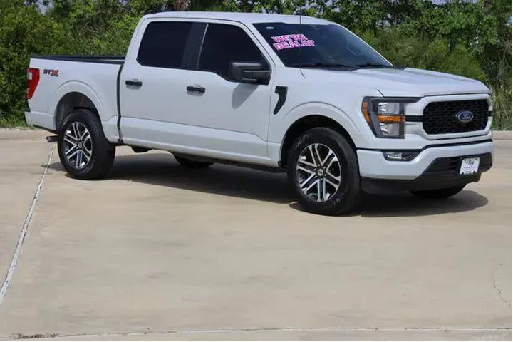 $34299 : Ford F-150 2023 4x2 XL 4dr S image 1