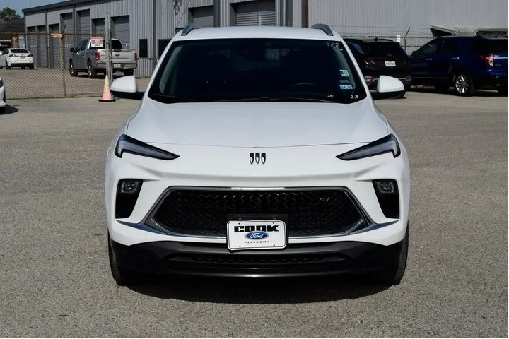 $19783 : Buick Encore GX 2024 Sport T image 2