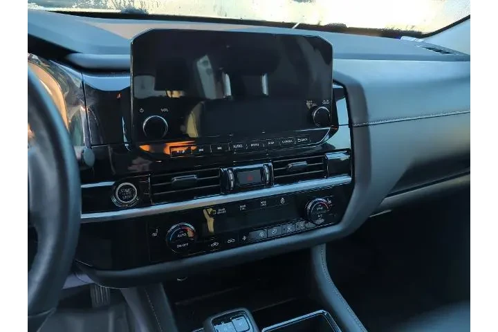 $31502 : Nissan Pathfinder 2023 AWD S image 7