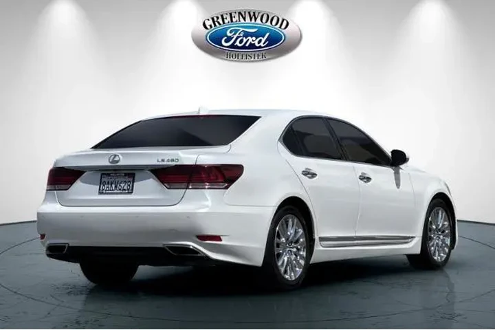 $29991 : Lexus LS 460 2017 4dr Sedan image 4