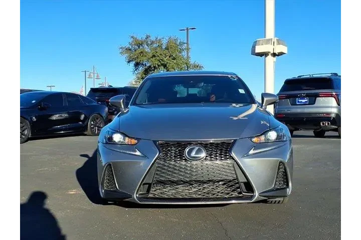$26279 : Lexus IS 350 2017 4dr Sedan image 2