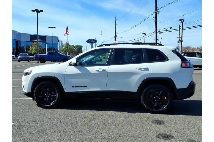 $15695 : Jeep Cherokee 2019 4x4 Latit image 4