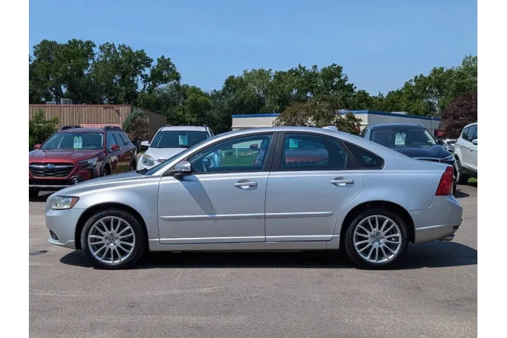 $6985 : 2008 S40 T5 image 6