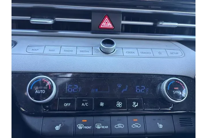 $19998 : Hyundai ELANTRA 2022 Limited image 9