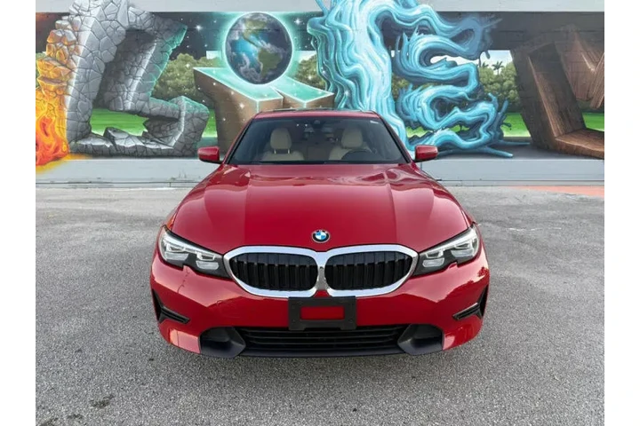 $17995 : 2019 BMW 3 Series 330i xDrive image 4