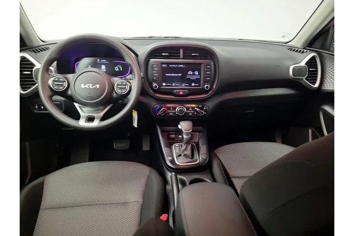 $18998 : Kia Soul 2025 LX 4dr Crossov image 9