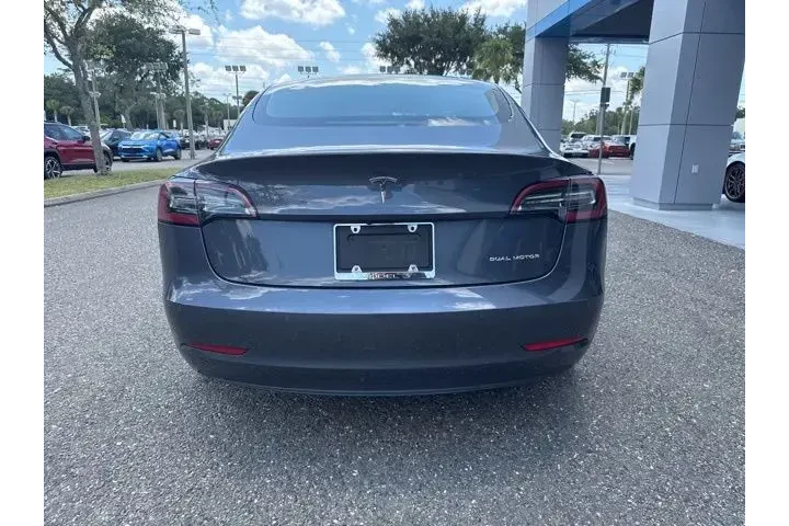 $25699 : Tesla Model 3 2022 AWD Long image 4