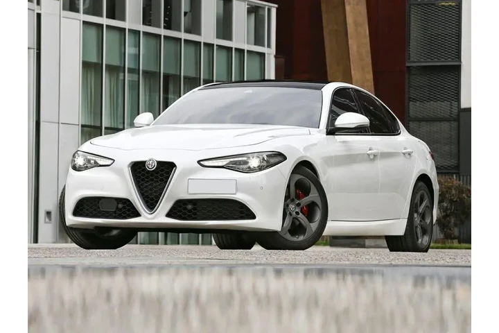 $16991 : Alfa Romeo Giulia 2021 Ti Sp image 1