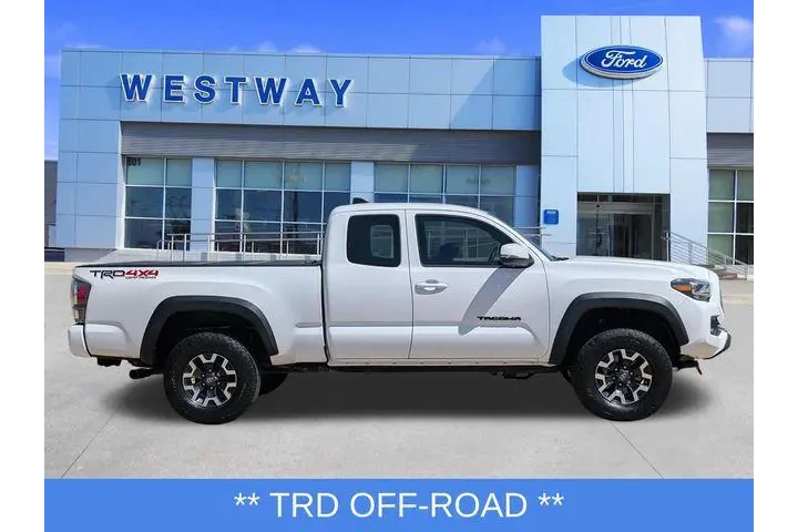$36995 : Toyota Tacoma 2022 4x4 TRD O image 2