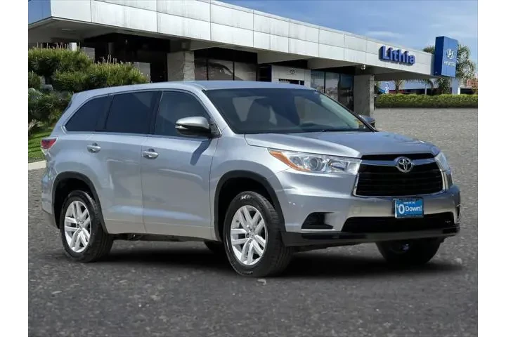 $15999 : Toyota Highlander 2014 LE 4d image 10