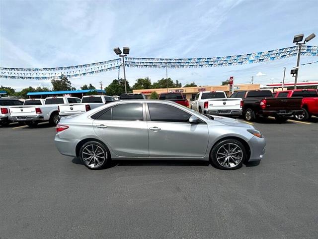 $16299 : 2017 Camry XLE Auto (Natl) image 4