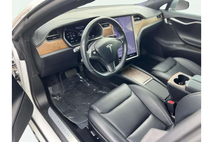 $37995 : 2020 Model S image 9