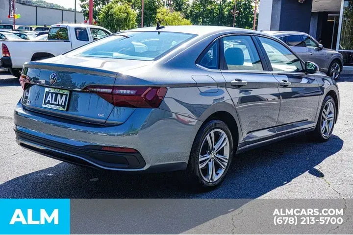 $18420 : Volkswagen Jetta 2024 SE 4dr image 6