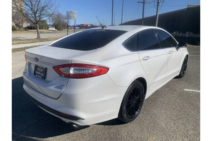 $7495 : 2016 Fusion SE image 6