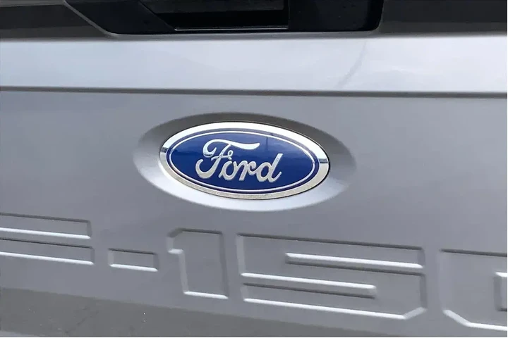 $37895 : Ford F-150 2023 4x4 XL 4dr S image 10