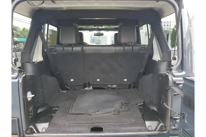 $23899 : Jeep Wrangler JK Unlimited 2 image 9