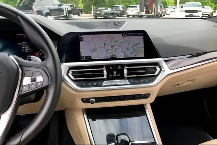 $22998 : BMW 3 Series 2021 330i 4dr S image 6