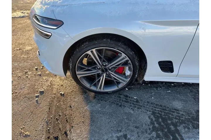 $32701 : Genesis G70 2025 2.5T Standa image 7