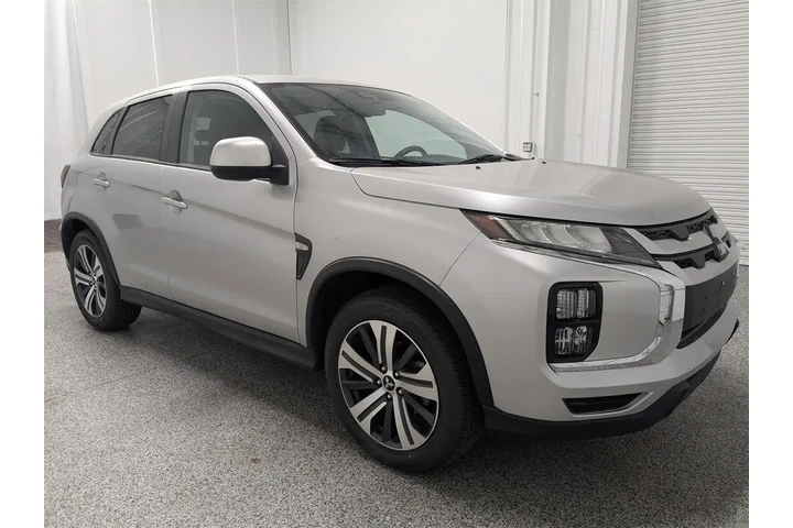 $22997 : Mitsubishi Outlander Sport 2 image 2
