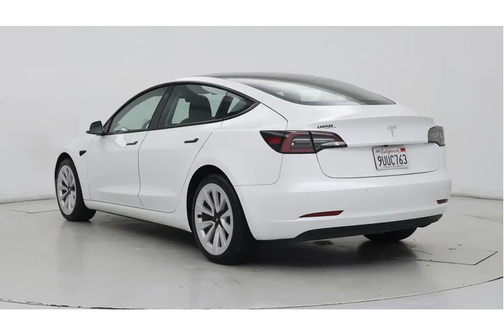 $23998 : Tesla Model 3 2022 4dr Sedan image 2