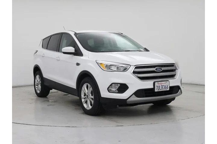 $16998 : Ford Escape 2017 SE 4dr SUV image 1