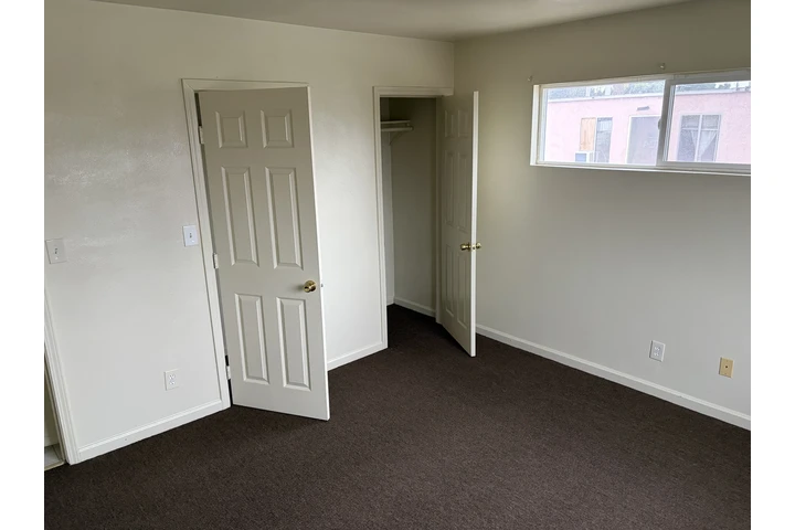 $2200 : Apartamento Grande- Sur LA image 7