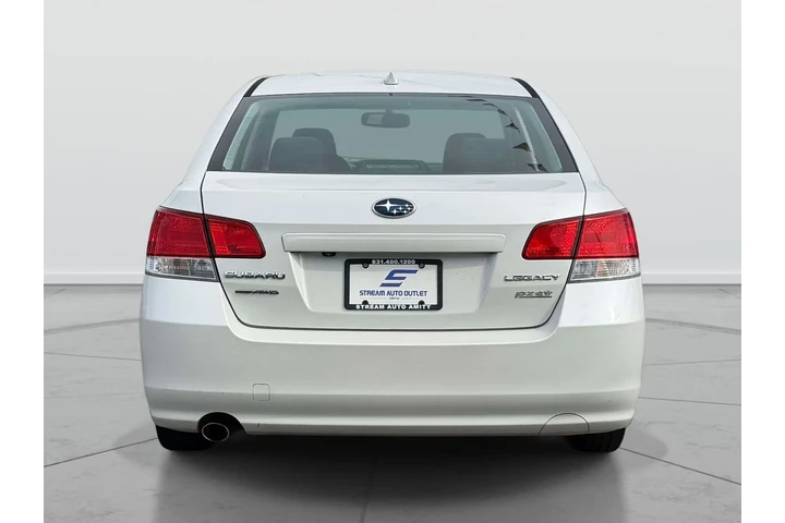 $10998 : Subaru Legacy 2014 AWD 2.5i image 6