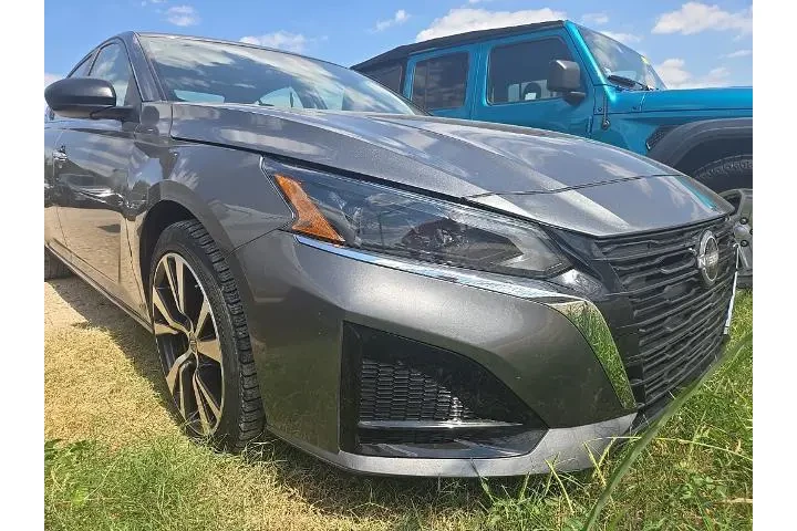 $19328 : Nissan Altima 2025 2.5 SV 4d image 4