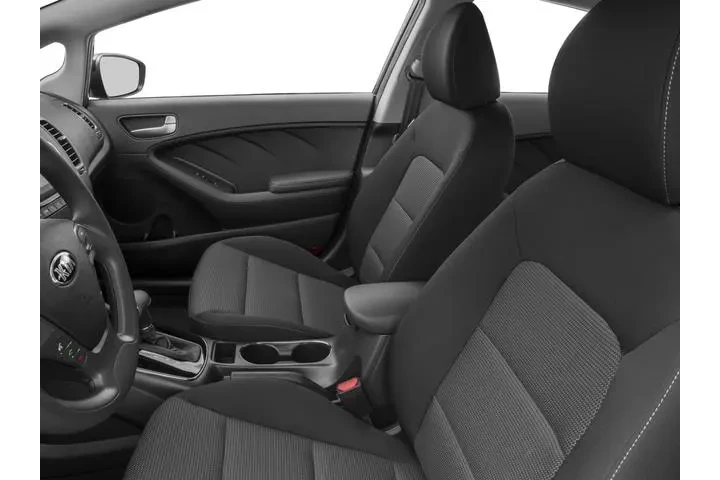 $4877 : Kia Forte 2017 LX 4dr Sedan image 9